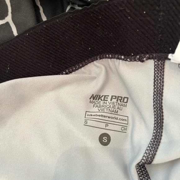Nike Pro Leggings - Picture 6 of 6